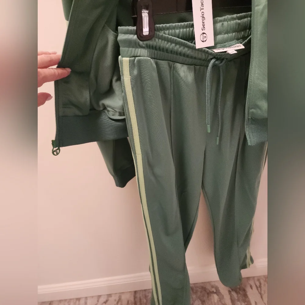 Sergio Tecchini Womens Green Track Suit - Picture 7 of 10